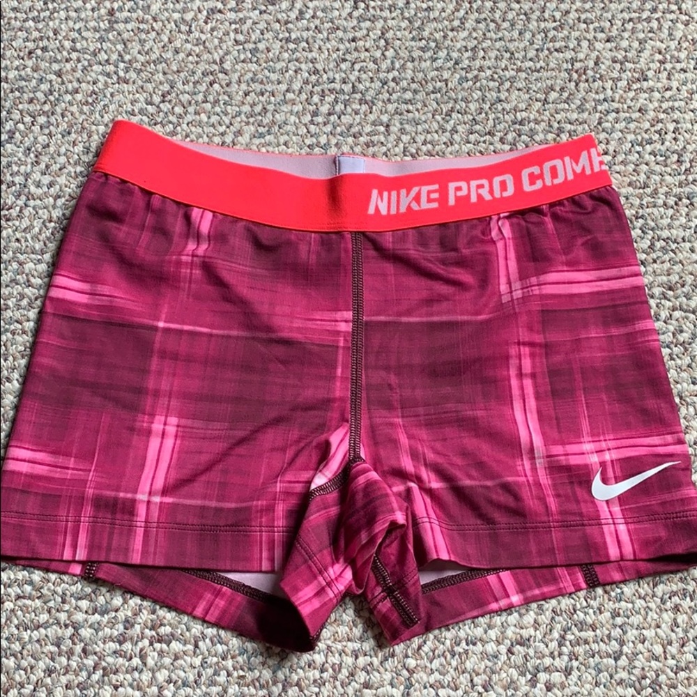 Nike pro combat shorts size medium